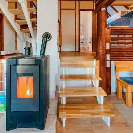 3 Bedroom Awesome In Frankenau