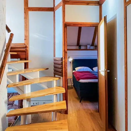 3 Bedroom Awesome In *