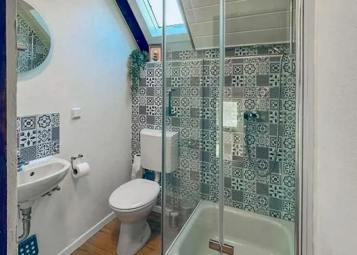 3 Bedroom Awesome In * Frankenau