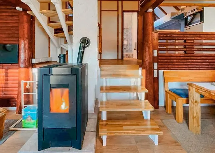 3 Bedroom Awesome In Frankenau